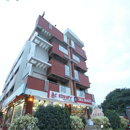 Oyo 19957 Annapoorna Castle Hotel Kadur Kültér fotó